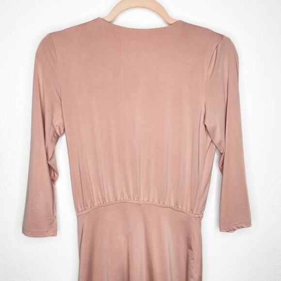 NWOT Lovers and Friends Love Happy Mauve Low Cut Surplice Ruched Mini Dress XS - Picture 8 of 13